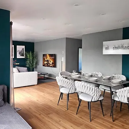 Modernes Luxus-penthouse Mit Top-aussicht 内托芬